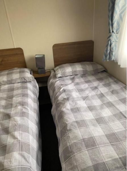 Adams Caravan Holidays Моркамб Екстериор снимка